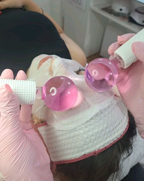 Facial iyo daryeelka maqaarka